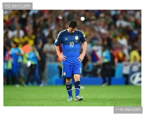 亚洲杯荣誉盛典：梅西荣膺金球奖，赛场表现惊艳全场