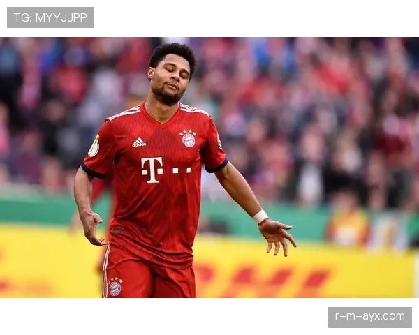 《格纳布里助力球队逆转取胜，表现稳定备受关注》