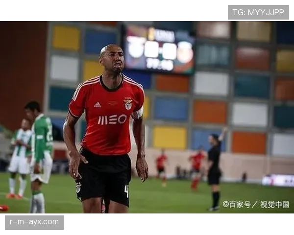 足球赛事最后时刻表现稳健，关键阶段走势清晰