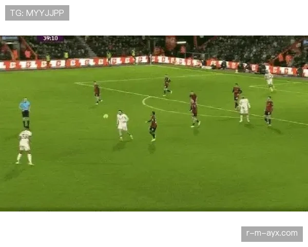 利物浦中场控球效率下降,跑动增强难掩组织混乱 利物浦中场控球效率下降,跑动增强难掩组织混乱